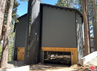 27376 N Bay Rd, Lake Arrowhead, CA 92352