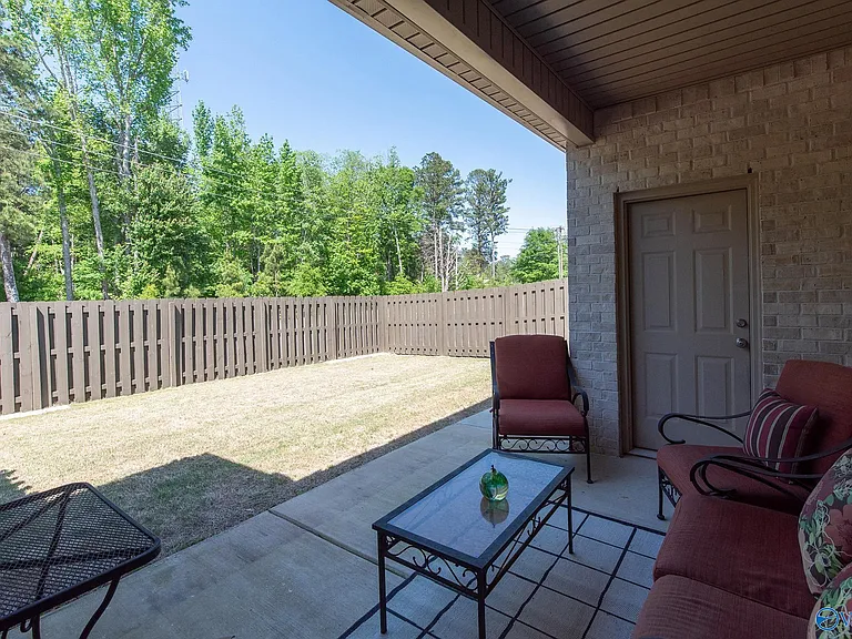 400 Ronnie Dr #400 — Photo 26