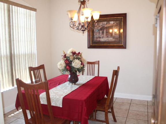 3rd image of 153 Fort Milton Dr