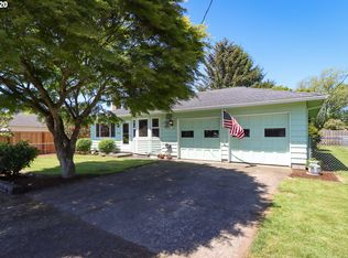 3704 Hawthorne Ln, Tillamook, OR 97141