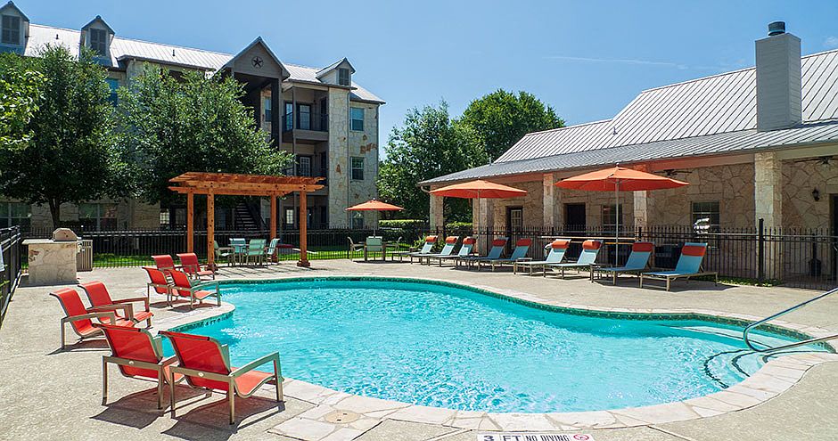The Woodland Swimming Pool, Boerne, Texas