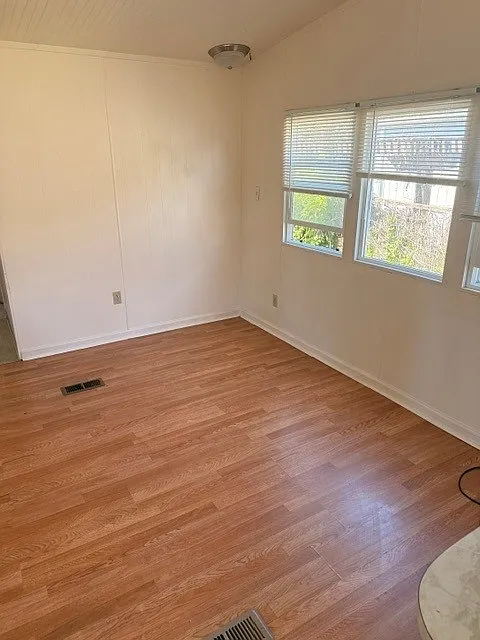 1 bed, 550 sqft, $2,300 — Photo 3