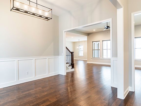 Formal Dining