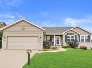 2613 Covey Ct, Cedar Falls, IA 50613