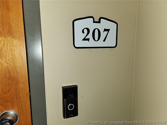 3rd image of 129-207 Franklin St