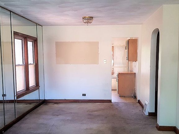 3rd image of 14517 S Union Ave