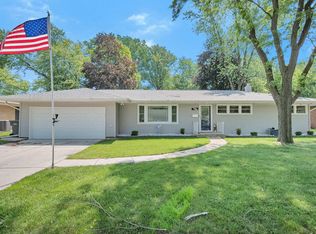 706 Read St, Lockport, IL 60441