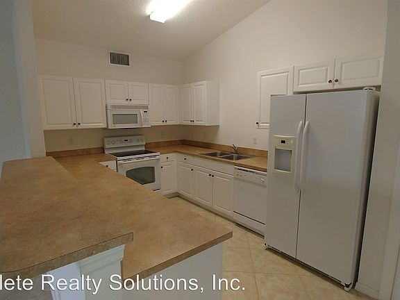 4th image of 1065 Hancock Crk Blvd APT 204