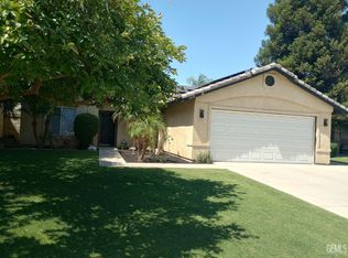 5908 Pine Canyon Dr, Bakersfield, CA 93313
