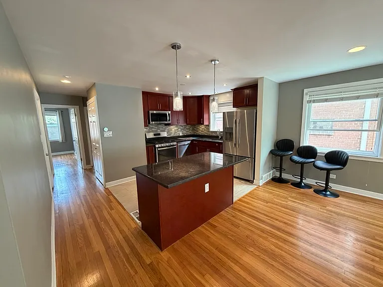 6817 N Seeley Ave #2 — Photo 16