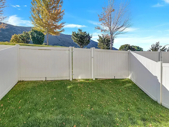 374 E Braidhill Dr — Photo 13