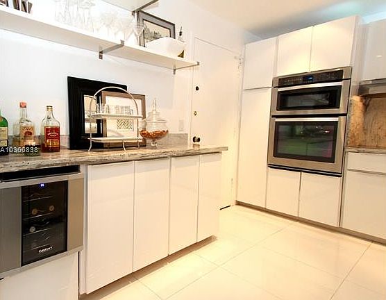 4th image of 11 Island Ave APT 707