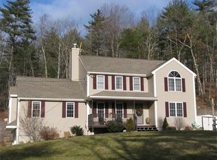 91 Webster St, Douglas, MA 01516