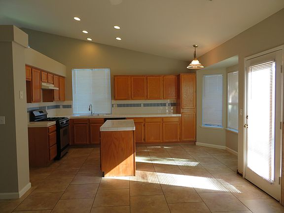 Kitchen with center island