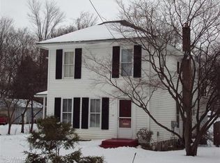 77 Budlong St, Hillsdale, MI