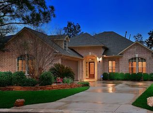 18 Rockledge Dr, Spring, TX 77382