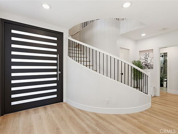 3rd image of 27955 Rural Ln