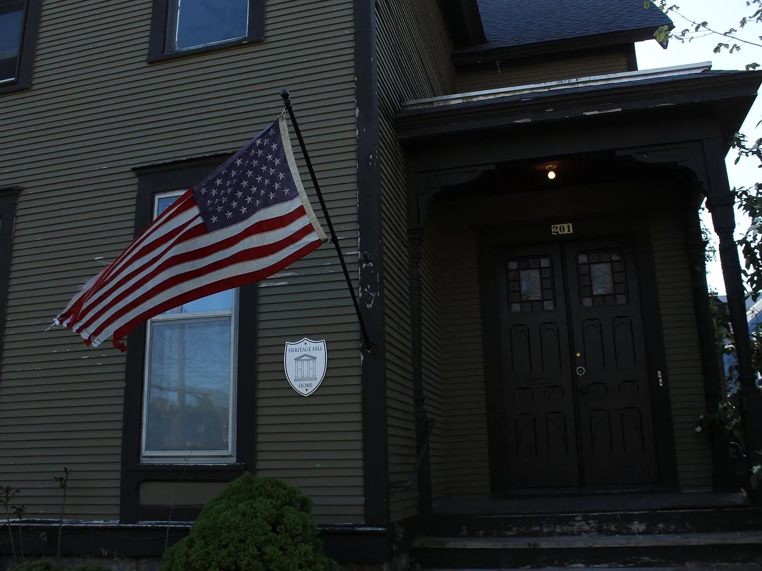 2 bed, $1,600 — Photo 4
