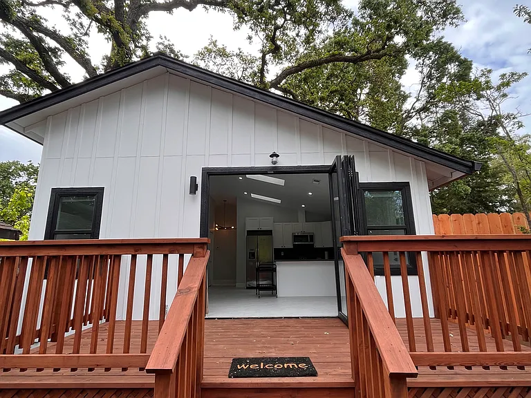 1217 Mountain View Blvd #A — Photo 30