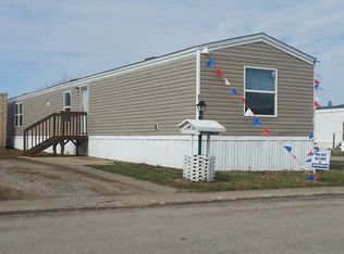 1510 1st Ave TRLR 67, Grinnell, IA 50112