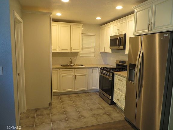 3rd image of 8411 Meadowlark Ln #B