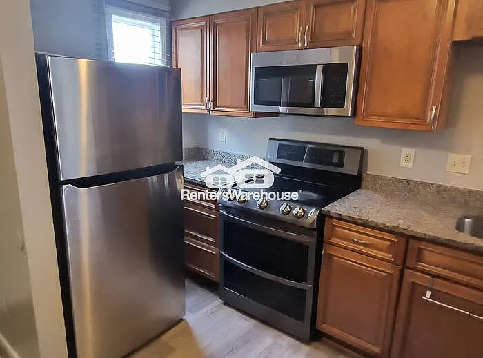 1611 Glenwood Ave #1 — Photo 5