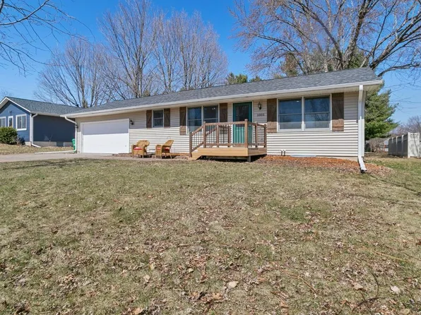 1003 Roosevelt St, River Falls, WI 54022