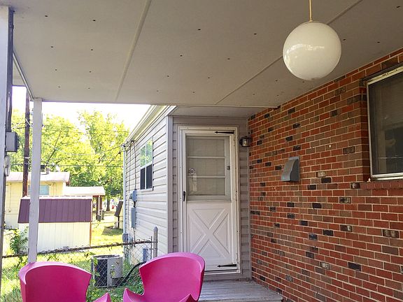 2nd image of 2540 Morningside Dr