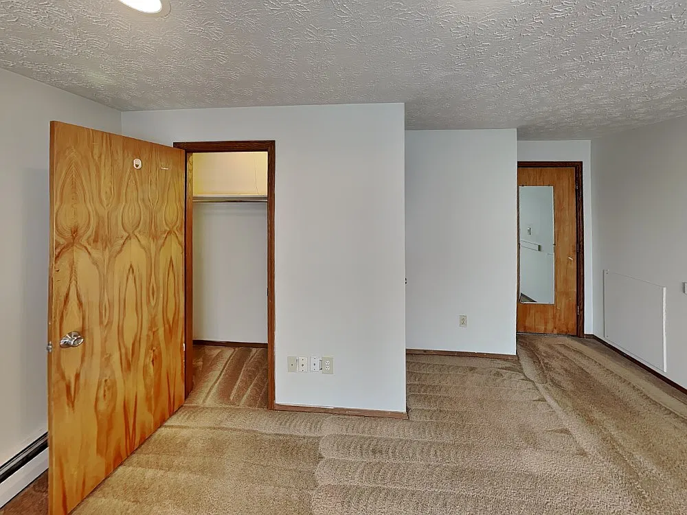 Hometeam Properties — Photo 4