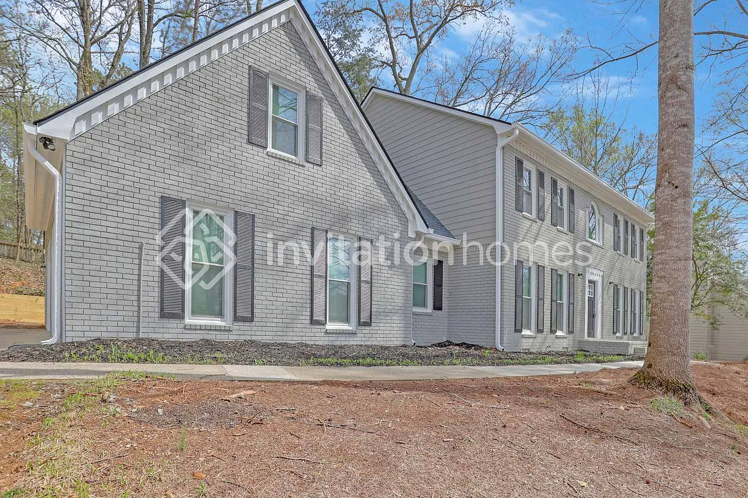 154 Infantry Way Sw Marietta, GA 30064 — Photo 1