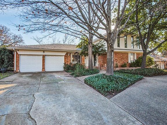 2nd image of 1218 Brookhollow Dr