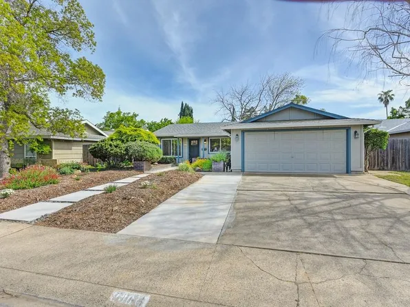 8866 Woodman Way, Sacramento, CA 95826