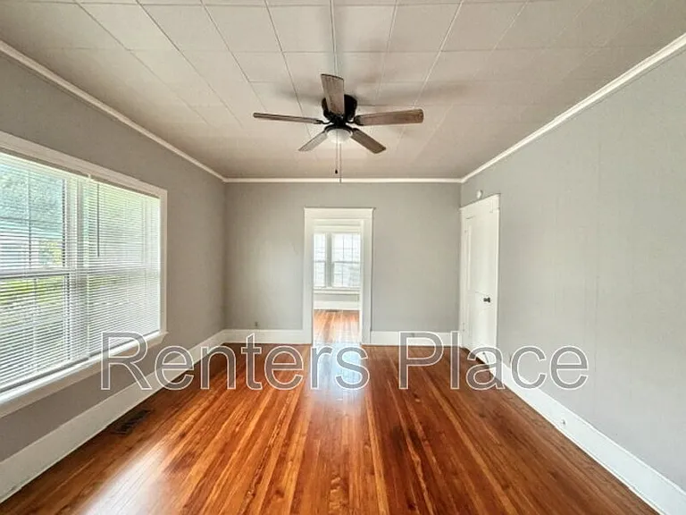 204 S Birch St — Photo 20