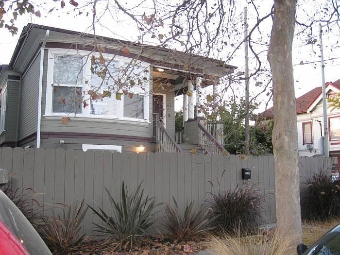 Private Front Yard
