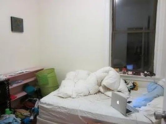 Rented by Loom Group | media 30