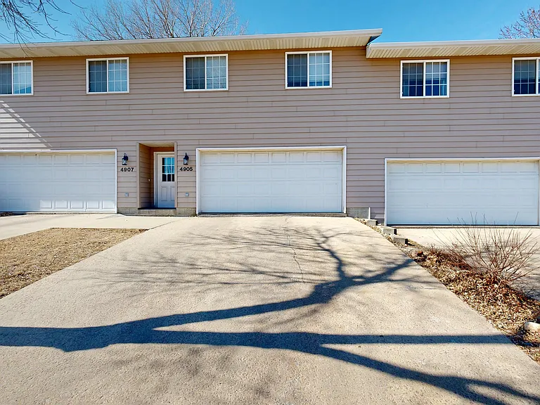 4905 S Tennis Ln — Photo 32