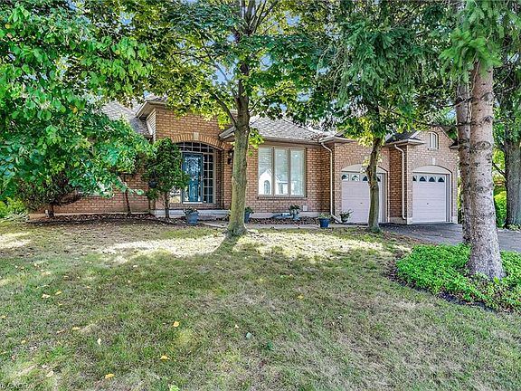 2nd image of 223 Greenbriar Rd