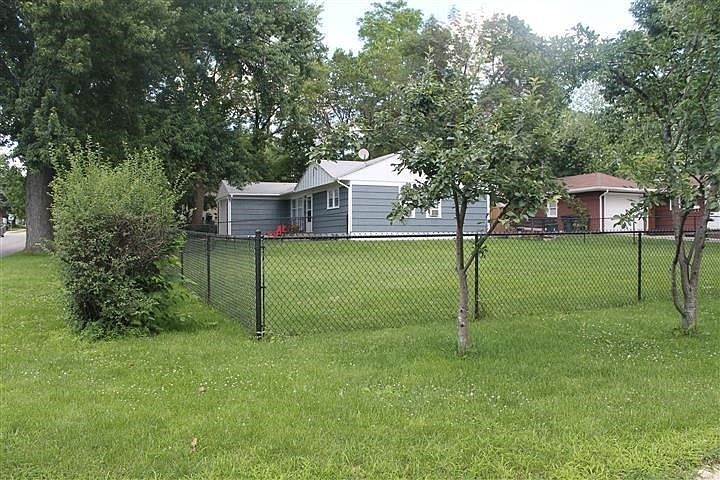 2nd image of 275 East St