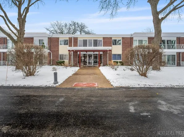 127 N Wolf Rd APT 60A, Wheeling, IL 60090