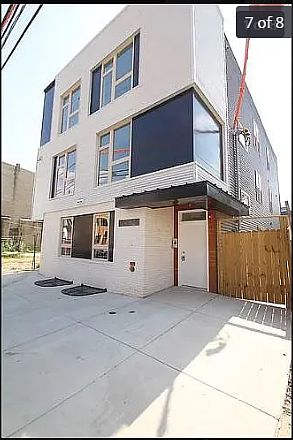 2nd image of 1918 E Cumberland St APT C