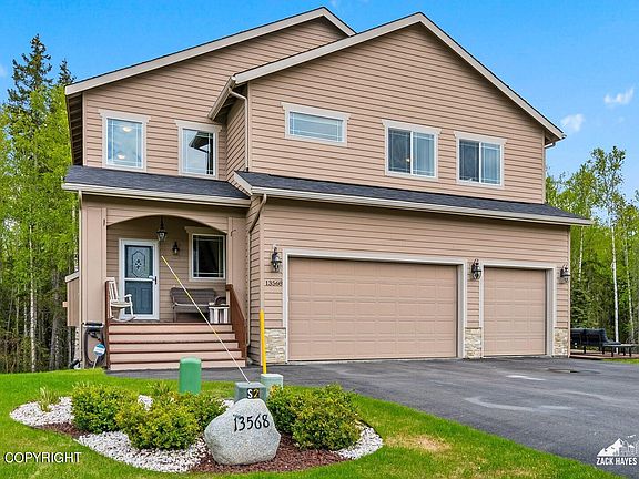 5th image of 13568 Charmley Cir