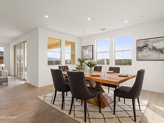Amanda Lane Homesite 17 Plan 1 Escondido, CA