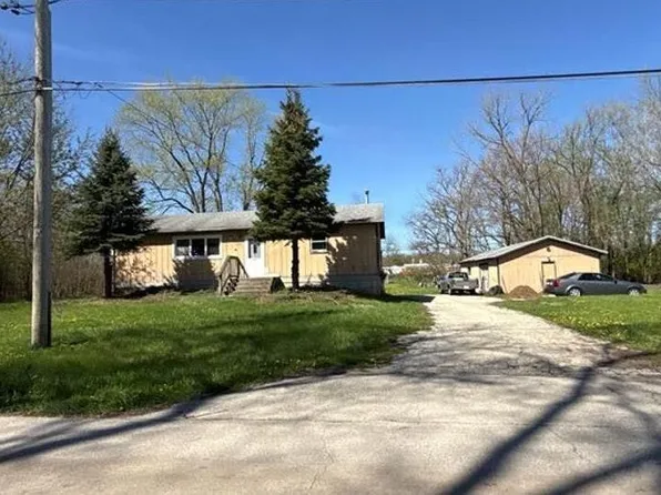 1246 Carbaugh Ave, Rockford, IL 61101