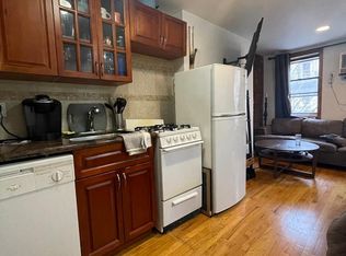 126 E 7th St #3AA, New York, NY 10009