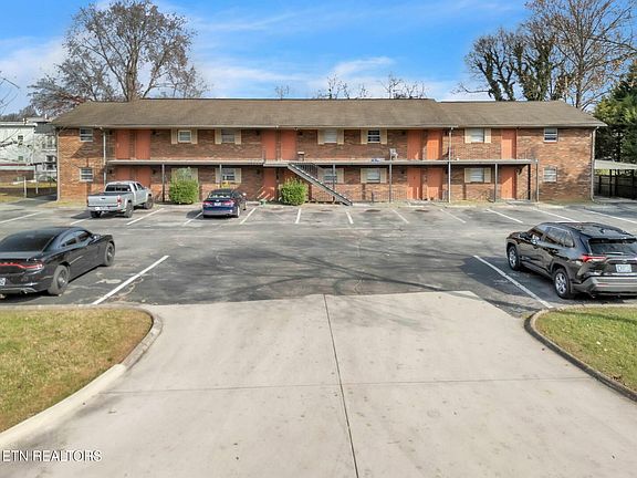 5th image of 4700 Upchurch Rd
