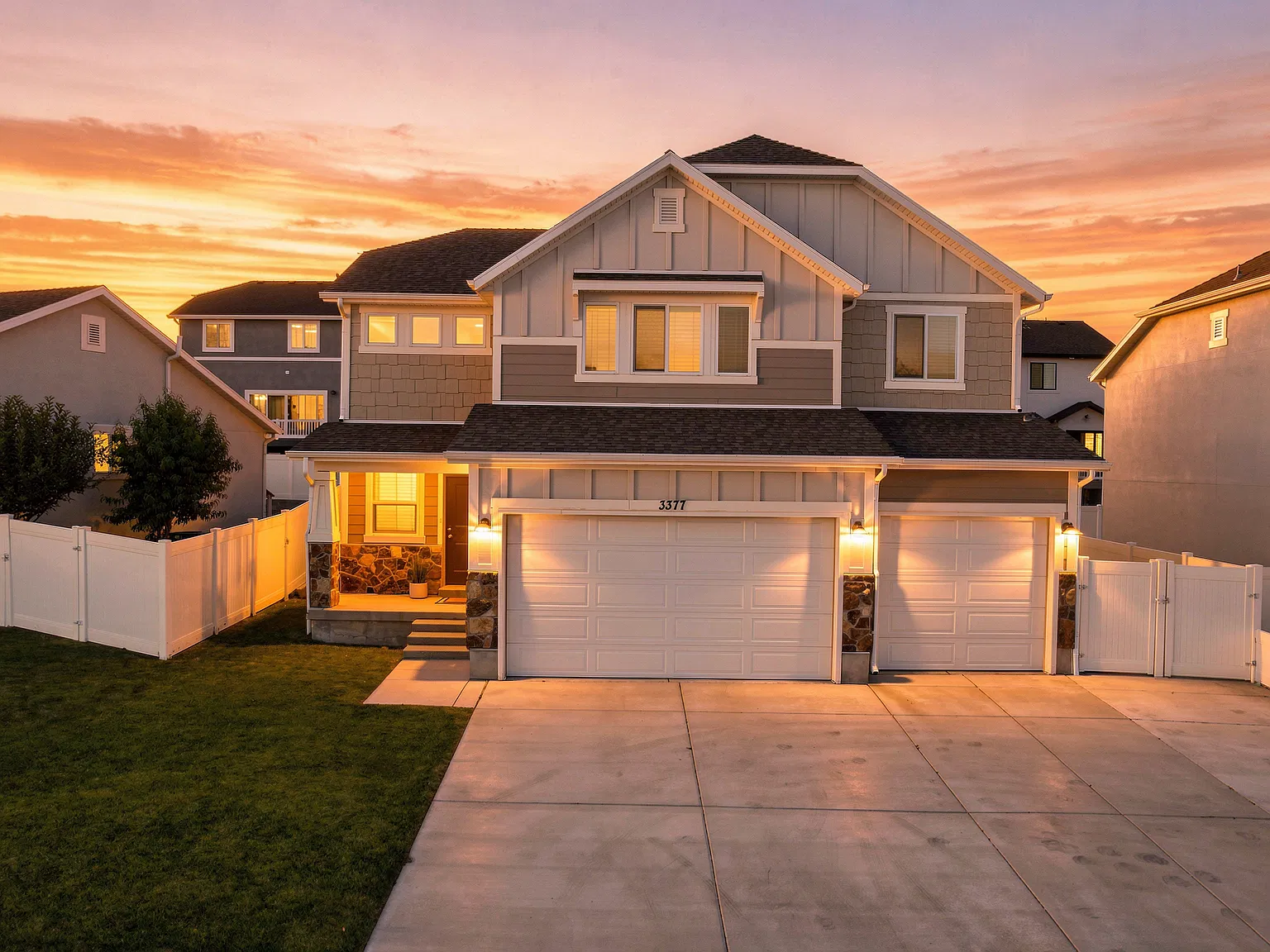 4 bed, 2.5 bath, 3146 sqft, $2,600 — Photo 1
