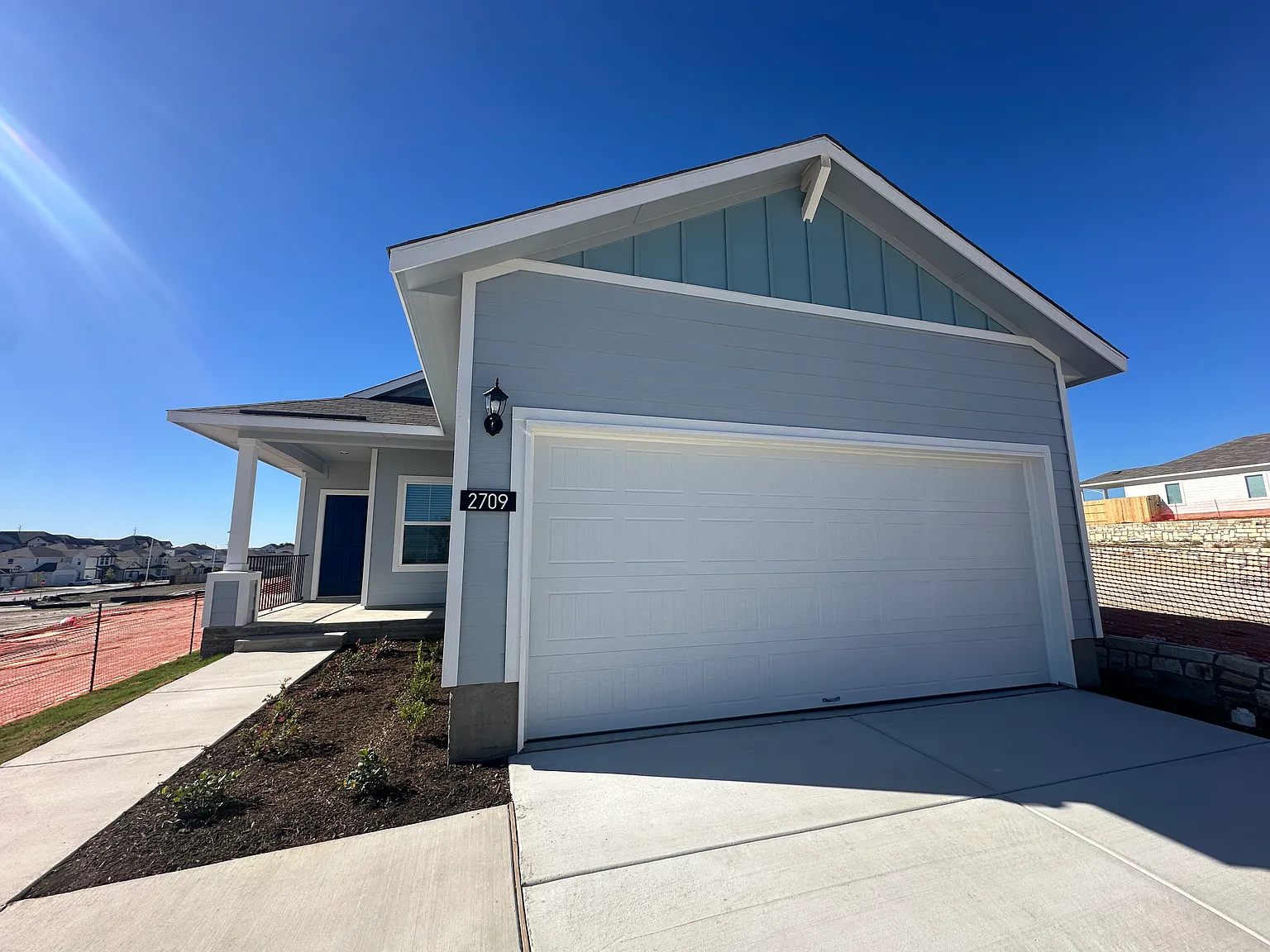 4 bed, 1468 sqft, $2,150 — Photo 2