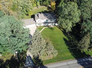 2927 Labore Rd, Little Canada, MN 55109