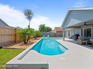 1049 Jacaranda Cir, Rockledge, FL 32955