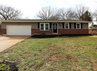 5005 Aspen Dr, Imperial, MO 63052
